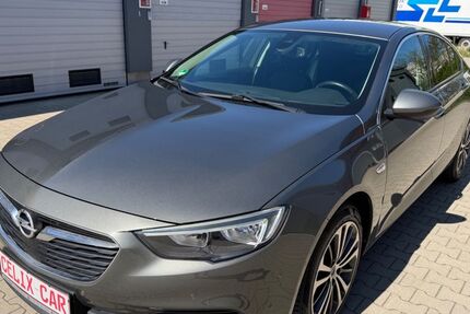 Opel Insignia 124.700 km 11.390 &euro; Gross Gerau 64521