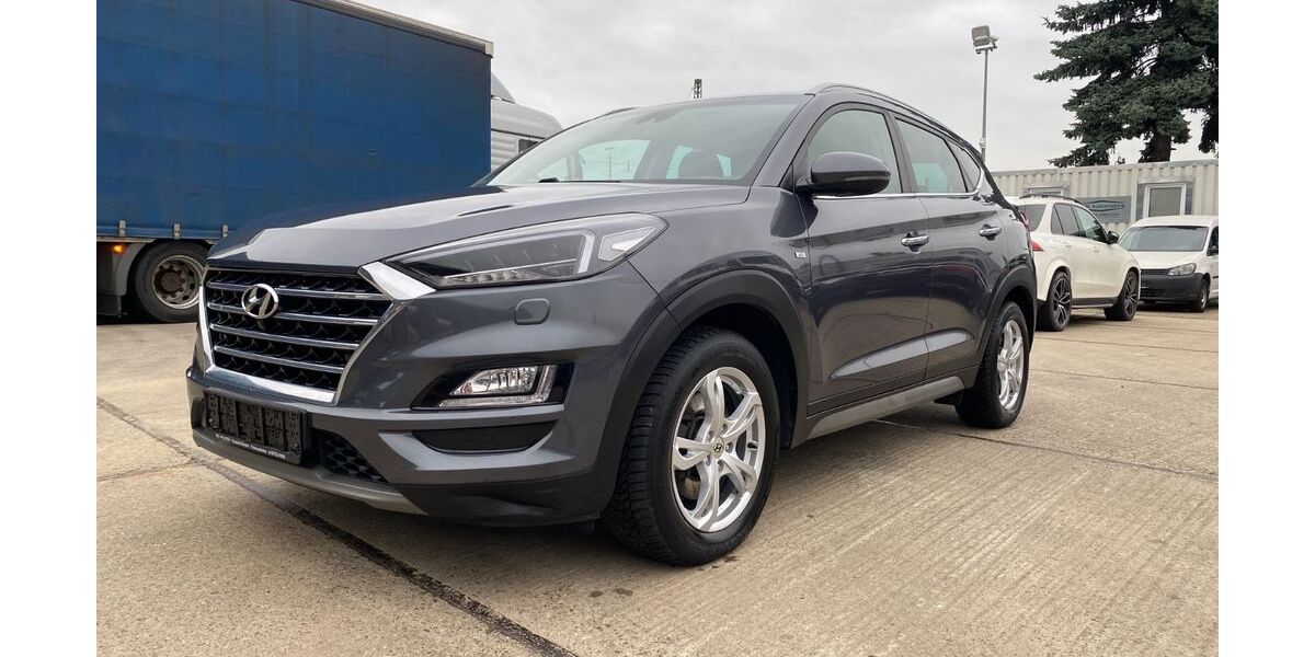Hyundai TUCSON 193.400 km 15.708 &euro; Frankfurt am Main 60314