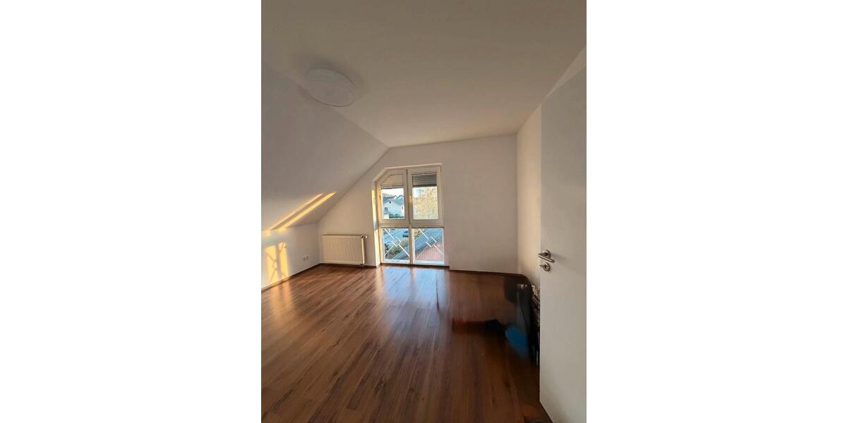 Dachgeschoßwohnung Zwingenberg - 4 Zimmer, 112 m&sup2;, 398.000&euro; | Angebot:24654461