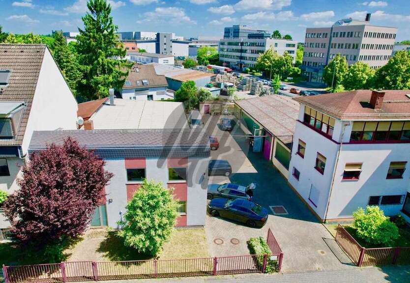 Halle in Frankfurt am Main 1.185.000 € 760 m²