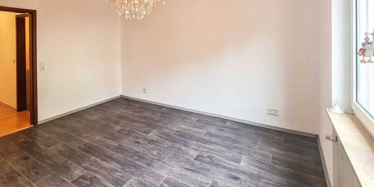 Etagenwohnung Offenbach am Main Hafen - 3 Zimmer, 75 m&sup2;, 279.000&euro; | Angebot:26043620