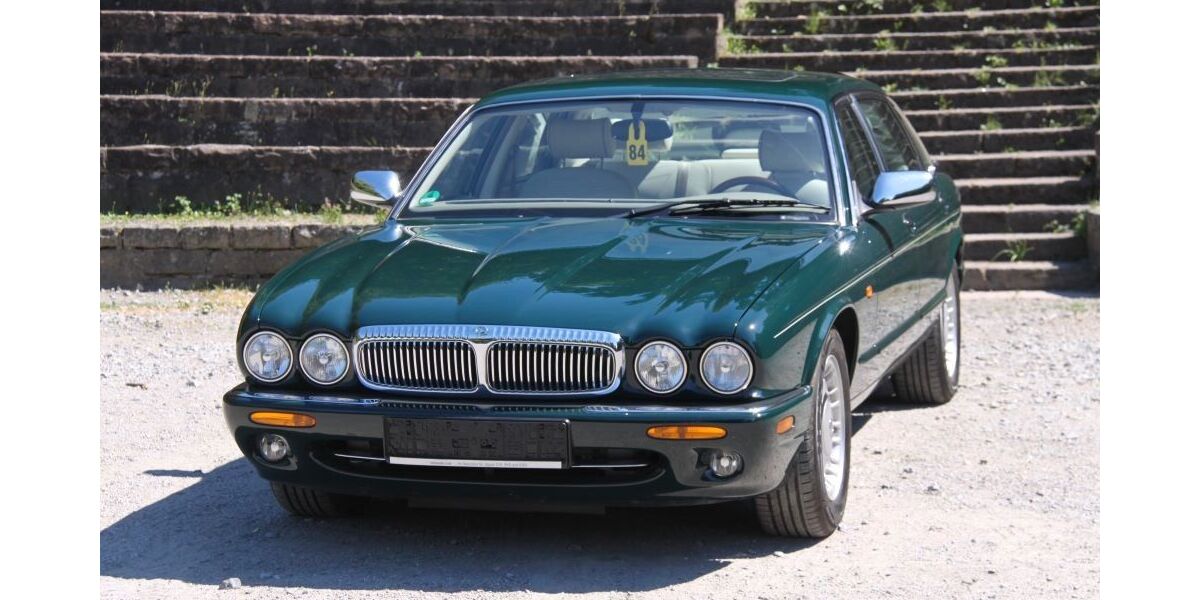 Jaguar Daimler 27.950 km 59.999 &euro; Heppenheim (Bergstraße) 64646