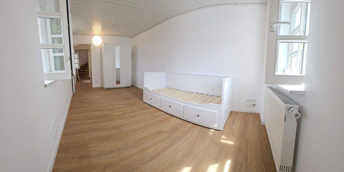 Mehrfamilienhaus, Wohnhaus Langen - 1 Zimmer, 250 m&sup2;, 550&euro; | Angebot:25525395