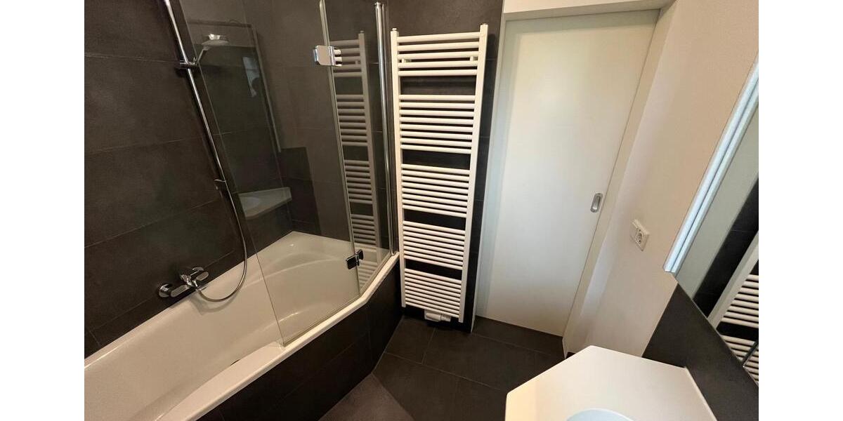 Erdgeschoßwohnung Frankfurt am Main Rödelheim - 3 Zimmer, 86 m&sup2;, 1.800&euro; | Angebot:25311600