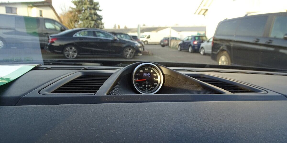 Porsche Panamera 4 GTS Bi-Xenon, Klappe, Luft, PDK, Chrono 184.608 km 27.890 &euro; Rodgau 63110