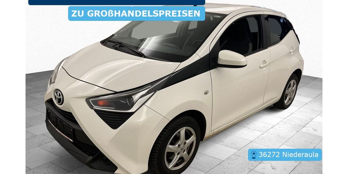 Toyota Aygo (X) 45.479 km 9.890 &euro; Frankfurt 60596