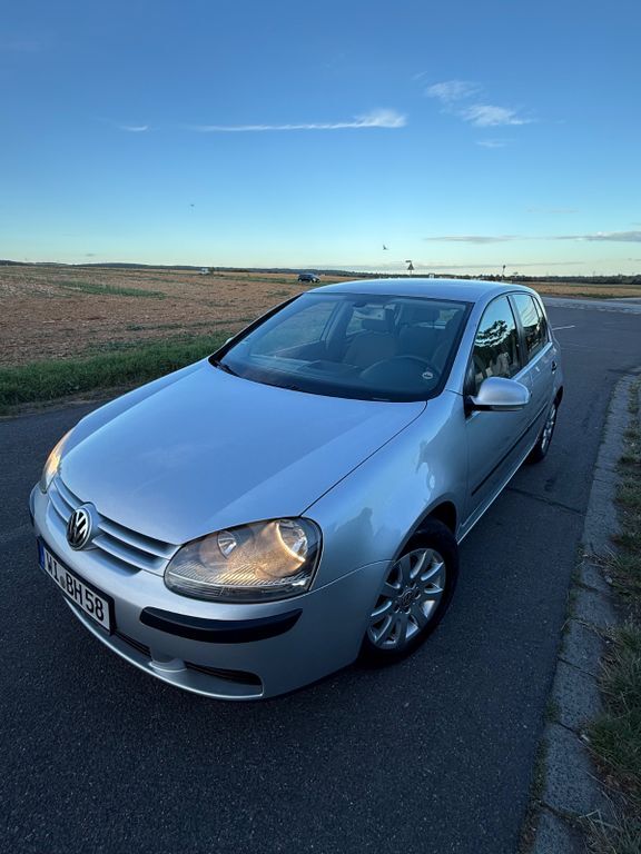 VW Golf 192.000 km 3.500 € Hofheim 65719