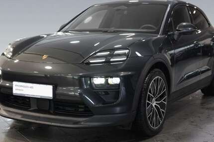 Porsche Macan 11.990 km 87.990 € Frankfurt 60314