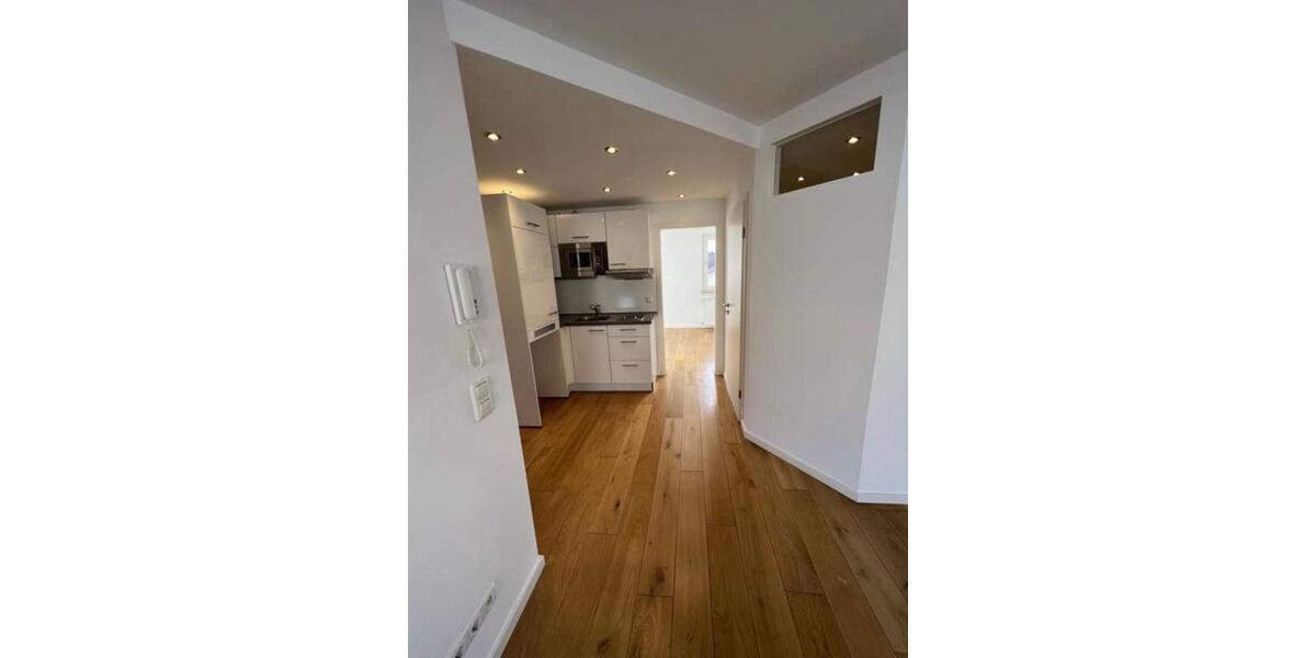 Etagenwohnung Frankfurt am Main Sachsenhausen - 2 Zimmer, 38 m&sup2;, 1.390&euro; | Angebot:25390230