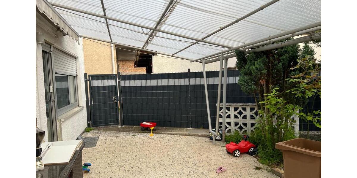Mehrfamilienhaus, Wohnhaus Trebur - 13 Zimmer, 320 m&sup2;, 700.000&euro; | Angebot:27233677
