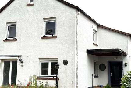 Haus Griesheim - 9 Zimmer, 217 m&sup2;, 697.500&euro; | Angebot:25368447