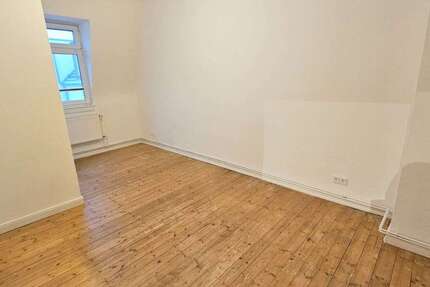 Wohnung Gallusviertel Europaviertel - 3 Zimmer, 12 m&sup2;, 585&euro; | Angebot:26871466
