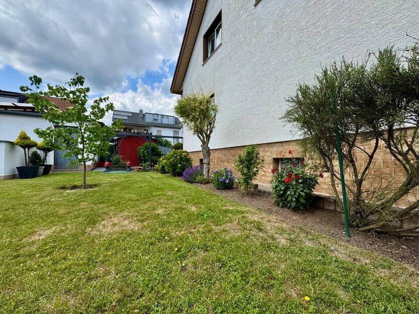 Solides, teils modernisiertes Zweifamilienhaus in gesuchter, ruhiger Lage von Münster