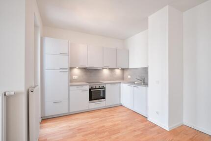 Wohnung Offenbach am Main Hafen - 2 Zimmer, 64 m&sup2;, 1.050&euro; | Angebot:24803854