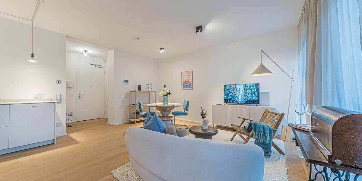 Etagenwohnung Frankfurt am Main Innenstadt - 2 Zimmer, 63 m&sup2;, 2.600&euro; | Angebot:26388792