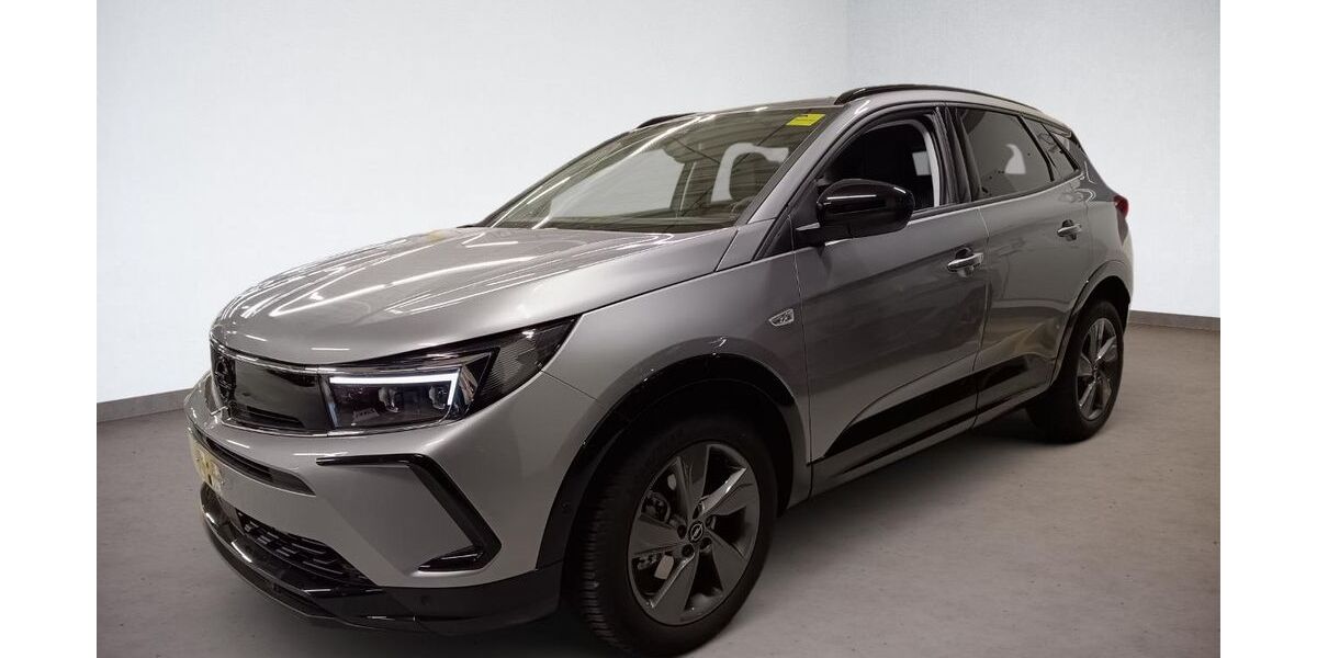 Opel Grandland (X) 4.450 km 27.990 &euro; Rüsselsheim 65428