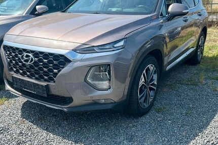 Hyundai SANTA FE 263.000 km 14.500 &euro; Groß Gerau 64521