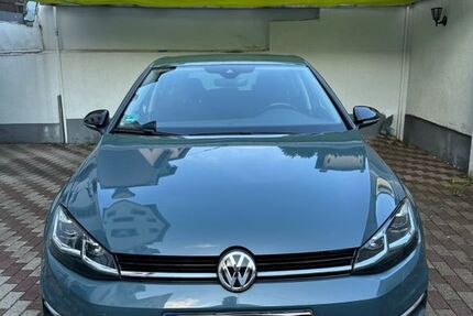 VW Golf 108.000 km 16.500 &euro; Frankfurt am Main 60386