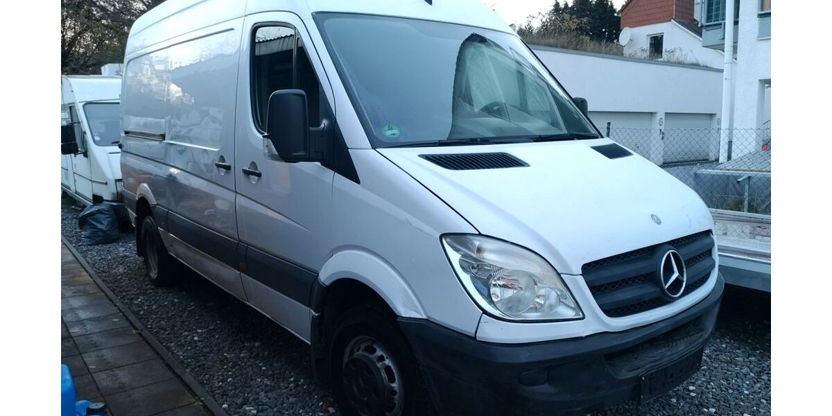 Mercedes-Benz Sprinter 79.978 km 11.990 &euro; Frankfurt am Main 65929