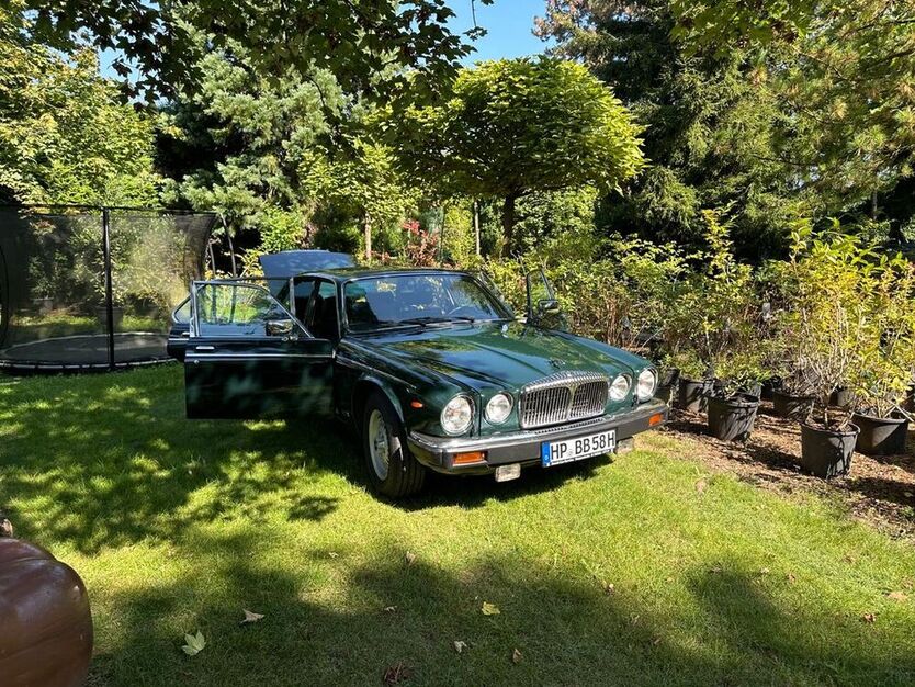 XJ