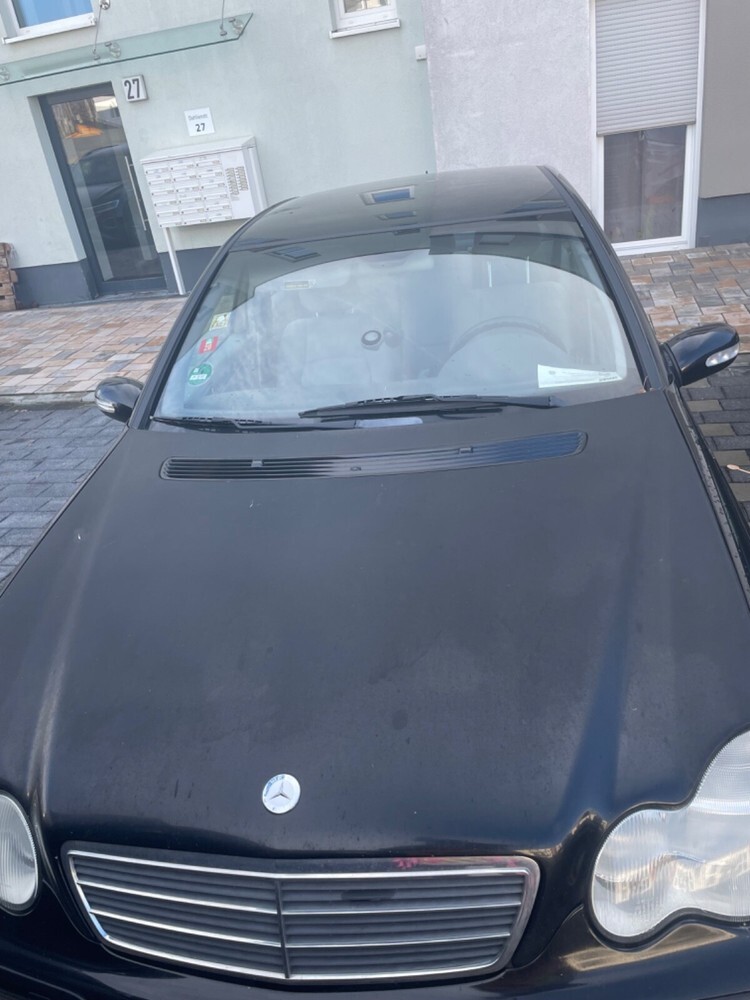 Mercedes-Benz C 180 254.000 km 1.800 € Kelsterbach 65451