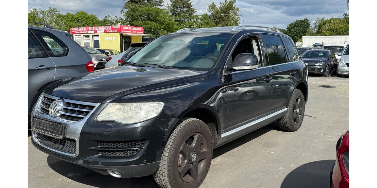 VW Touareg 275.500 km 4.999 &euro; Frankfurt 60486