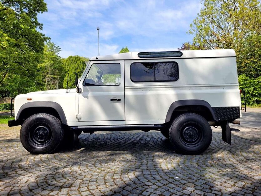 Land Rover Defender 286.000 km 21.900 € Groß Gerau 64521