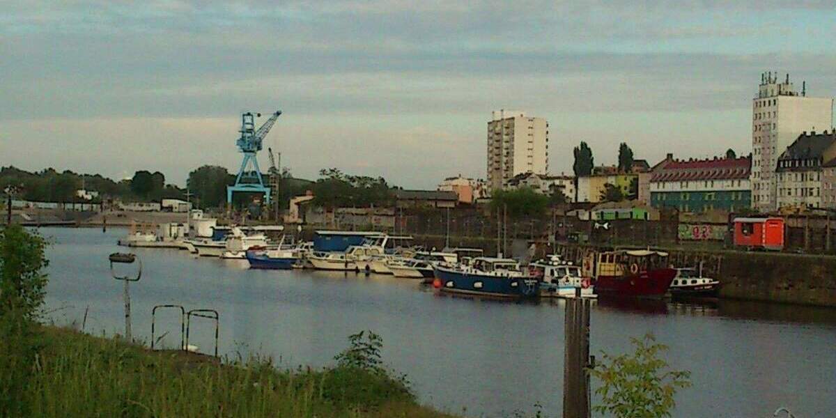 Lichtdurchflut., repräs. 4Zi-Whg mit Flair in S-Bahn u. Main-Nähe, 127 qm, BLk, ruhig, barrierefrei, 4 zimmer