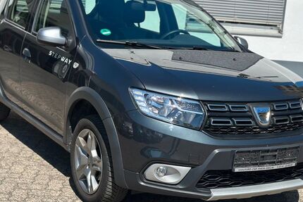Dacia Sandero 37.000 km 11.500 &euro; Langen (Hessen) 63225