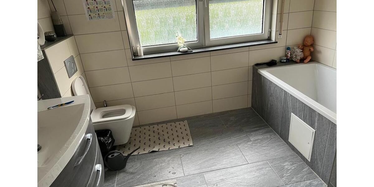 Mehrfamilienhaus, Wohnhaus Trebur - 13 Zimmer, 320 m&sup2;, 700.000&euro; | Angebot:27233677