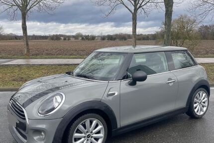 Mini ONE 59.700 km 14.600 &euro; Trebur 65468