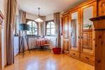 Mehrfamilienhaus, Wohnhaus Bischofsheim - 8 Zimmer, 275 m&sup2;, 850.000&euro; | Angebot:26498821