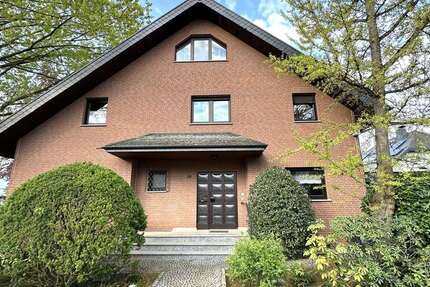 Haus Kriftel - 8 Zimmer, 251 m&sup2;, 890.000&euro; | Angebot:25938738