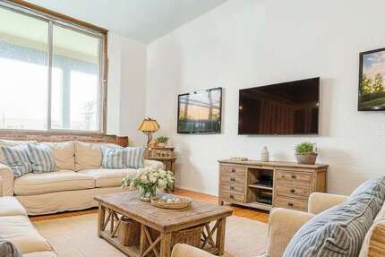 Wohnung zum Kaufen in Hattersheim am Main 149.000 € 54 m² 1 zimmer