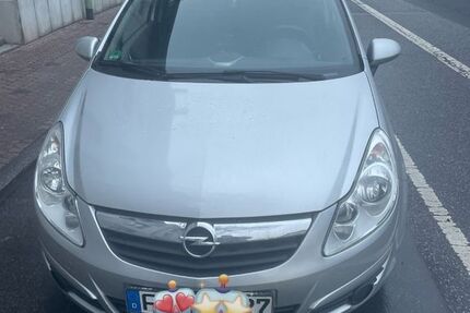 Opel Corsa 123.000 km 3.400 &euro; Frankfurt 60437