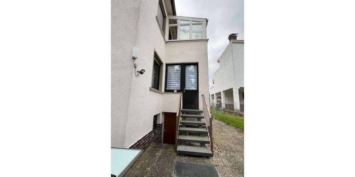 Einfamilienhaus Offenbach-Bieber Bieber - 13.5 Zimmer, 434 m&sup2;, 998.000&euro; | Angebot:26386875