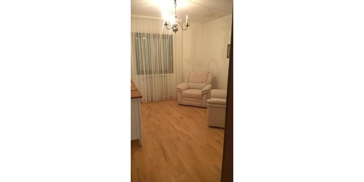 Bungalow Babenhausen - 4 Zimmer, 156 m&sup2;, 1.650&euro; | Angebot:24713802