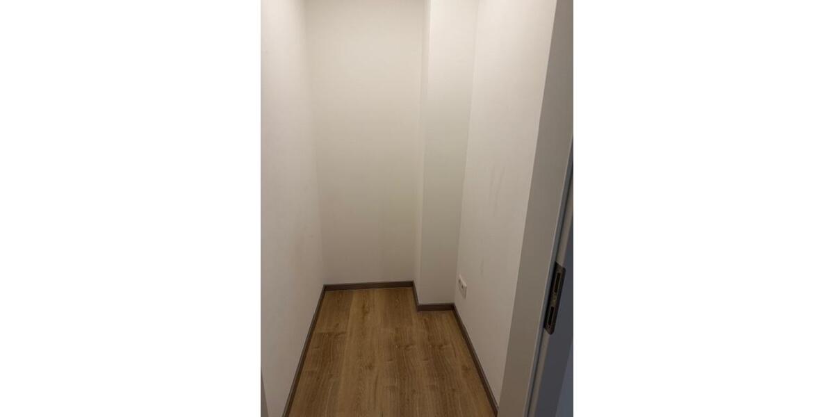 Etagenwohnung Bensheim - 3 Zimmer, 110 m&sup2;, 1.100&euro; | Angebot:26446281