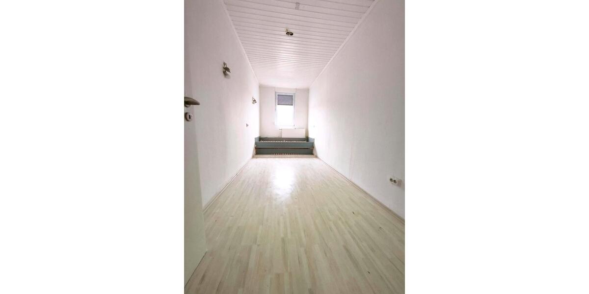 Etagenwohnung Babenhausen - 5 Zimmer, 145 m&sup2;, 1.950&euro; | Angebot:26254508