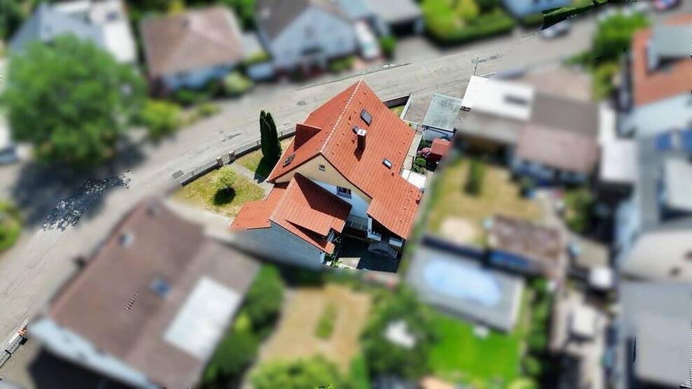 Solides, teils modernisiertes Zweifamilienhaus in gesuchter, ruhiger Lage von Münster