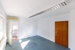 Gewerbeobjekt Bischofsheim - 5 Zimmer, 267 m&sup2;, 4.260&euro; | Angebot:25814102
