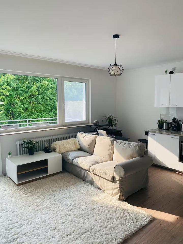 Top-Renoviert: 40m² + Balkon + Stellplatz inkl. in Liederbach