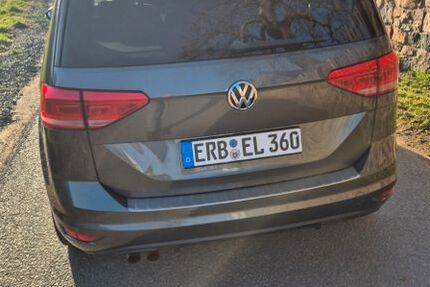 VW Touran 143.655 km 15.900 &euro; Brensbach 64395