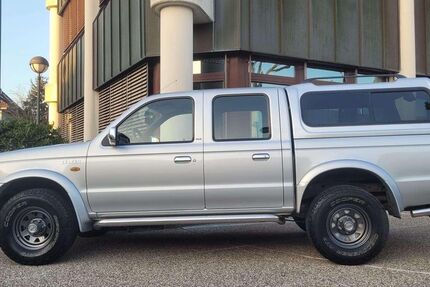 Ford Ranger 151.000 km 13.900 &euro; Groß Gerau 64521