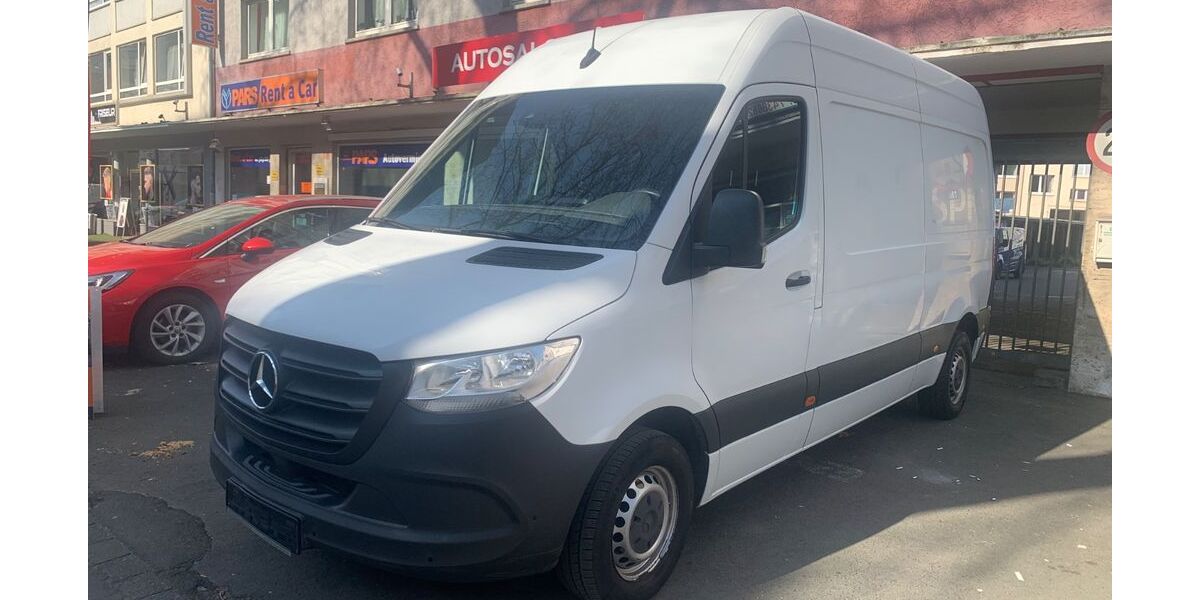 Mercedes-Benz Sprinter 180.500 km 18.990 &euro; Frankfurt am Main 60327