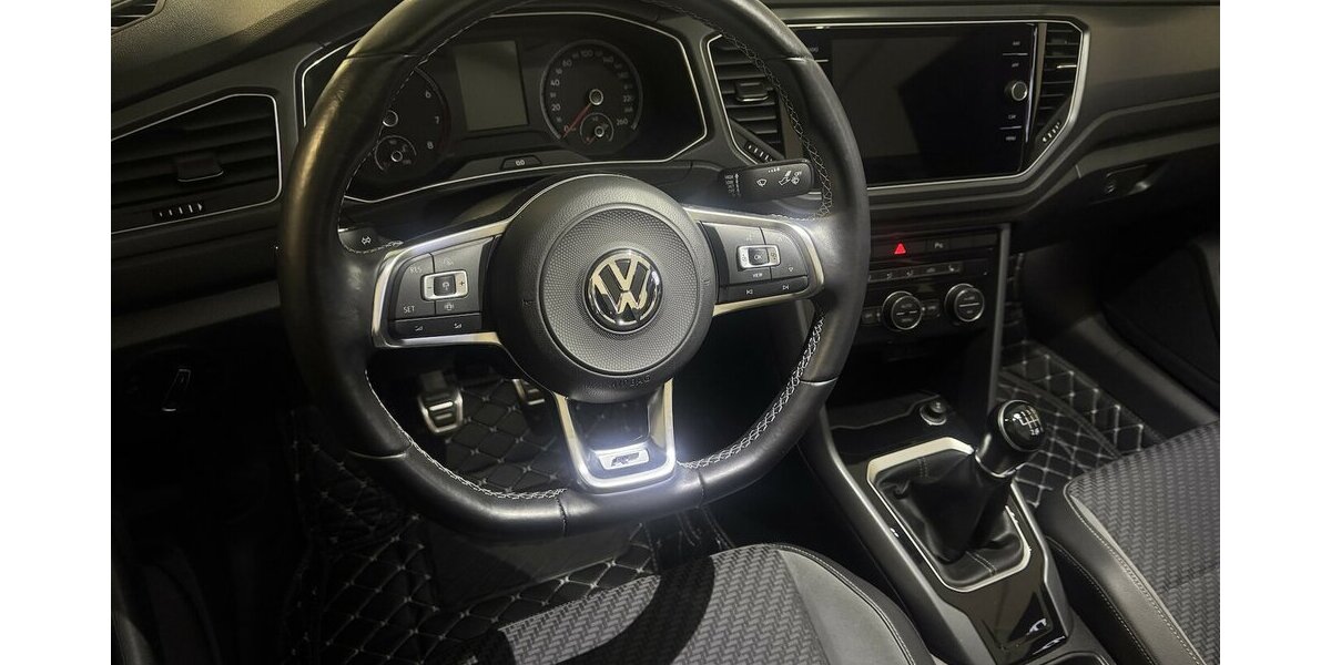 VW T-Roc 1.5 TSI Cabrio R-Line/Black Style *18´´* 53.600 km 22.750 &euro; Dreieich 63303