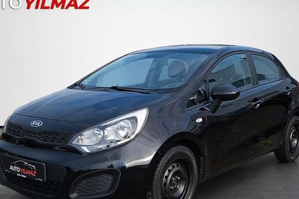 Kia Rio 113.000 km 4.890 &euro; Rüsselsheim am Main 65428