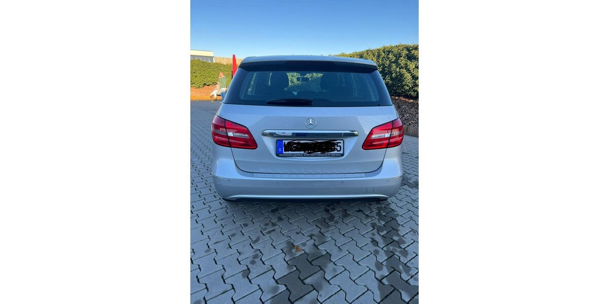 Mercedes-Benz b180 199.600 km 9.000 &euro; Heusenstamm 63150