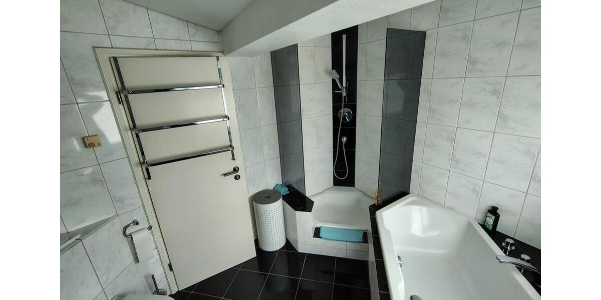 Dachgeschoßwohnung Alsbach-Hähnlein Hähnlein - 3 Zimmer, 80 m&sup2;, 300.000&euro; | Angebot:26898694
