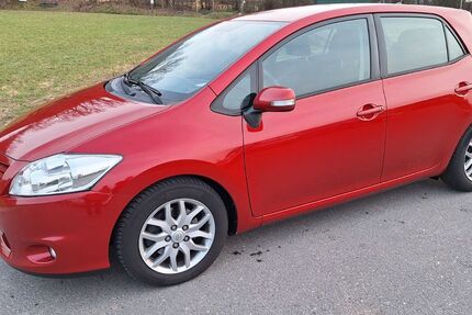 Toyota Auris 180.000 km 6.500 &euro; Lautertal (Odenwald) 64686